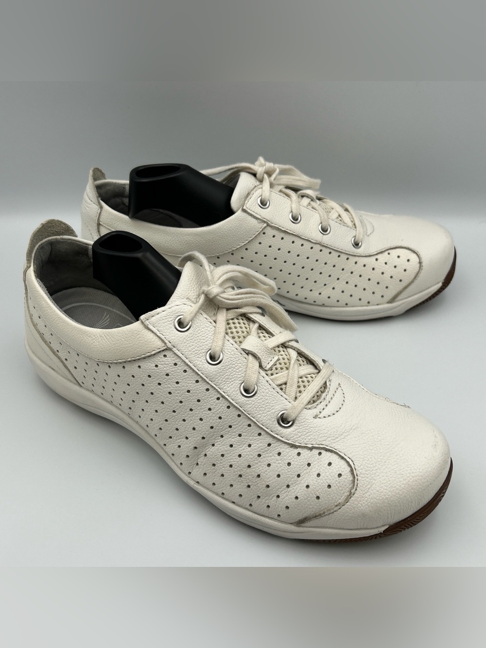 DANSKO Casual Sneakers Size 8.5-9 White Leather Perforated Walking Comfort Shoe